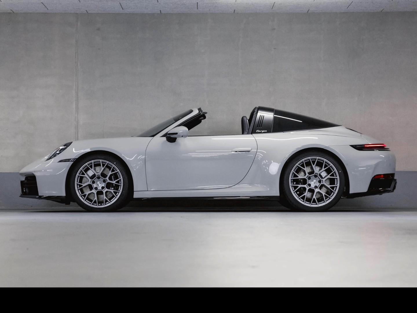 PORSCHE 911 TARGA 4 S