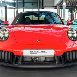 PORSCHE 911 CARRERA 4 GTS