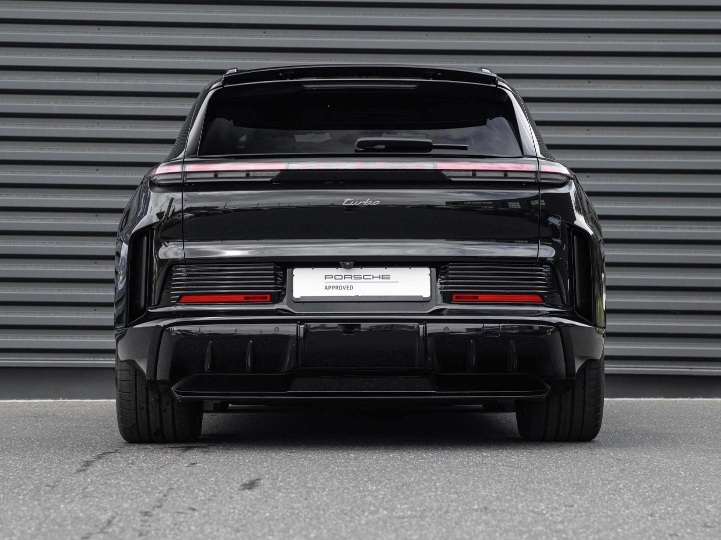 PORSCHE CAYENNE TURBO