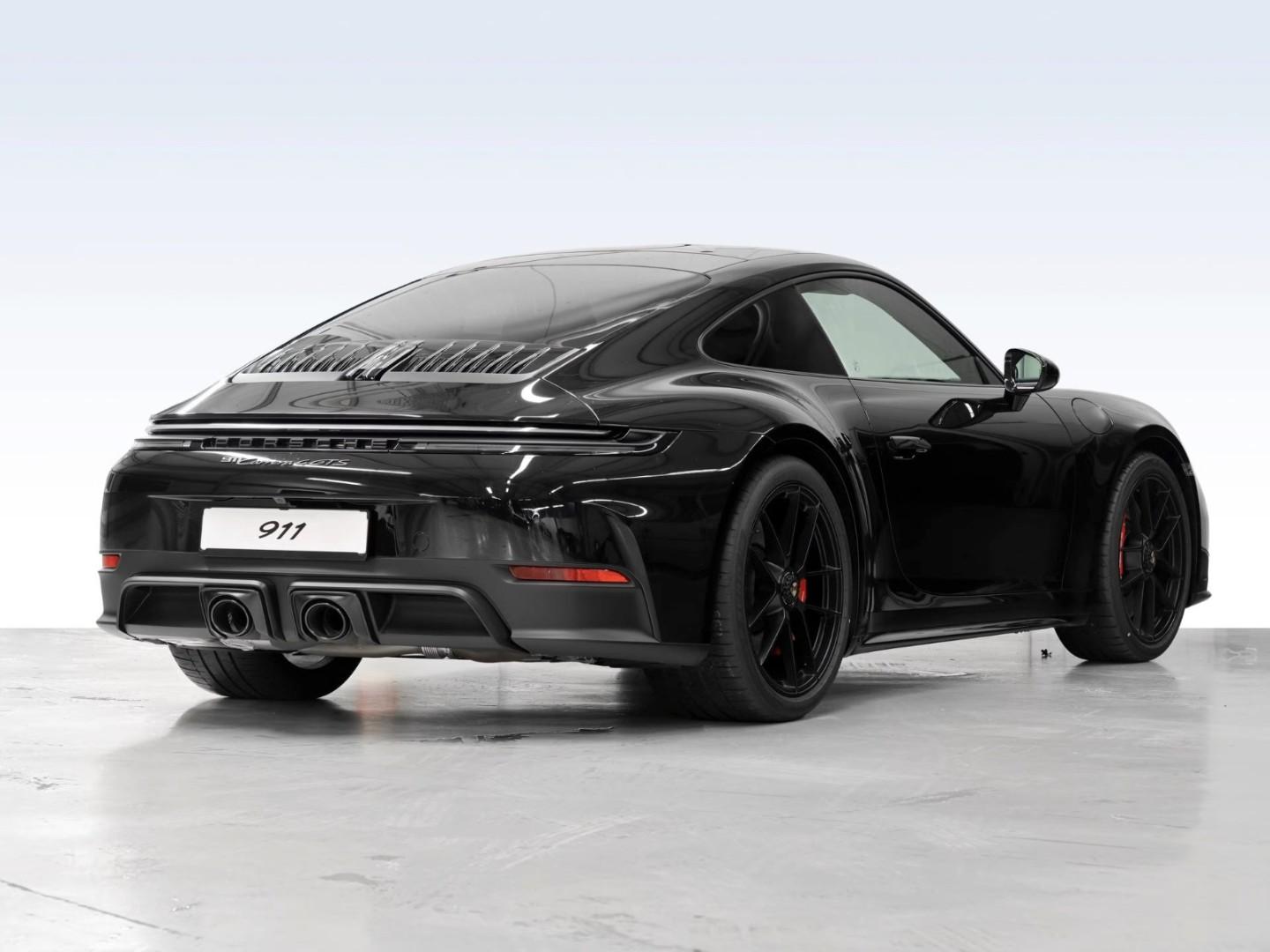 Porsche 911 GTS 4