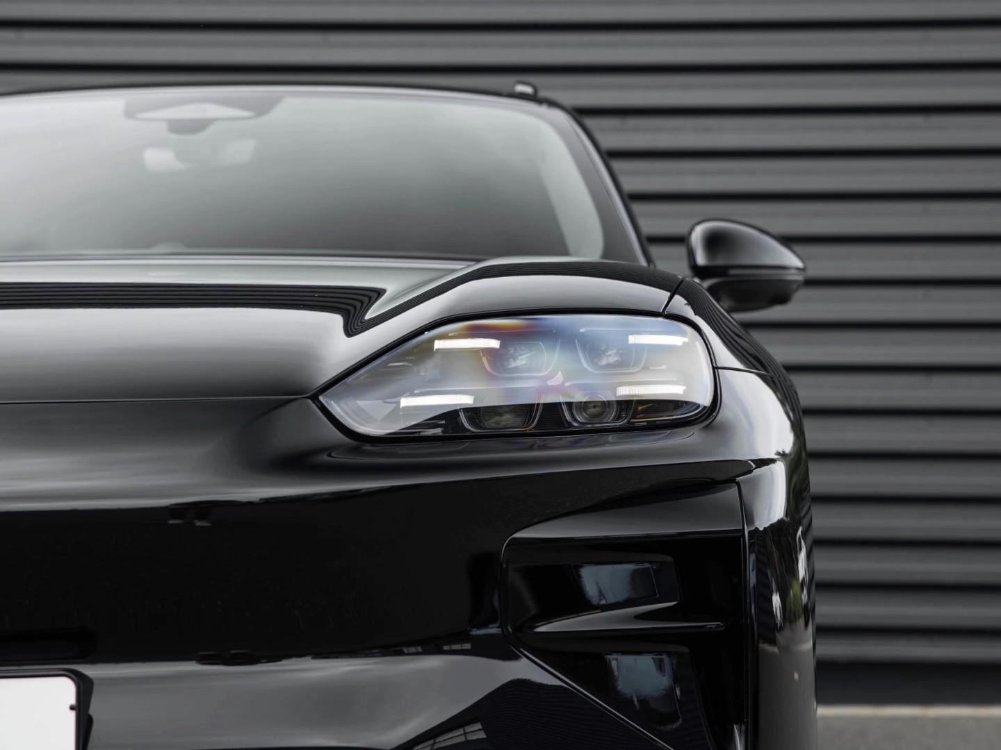PORSCHE CAYENNE TURBO
