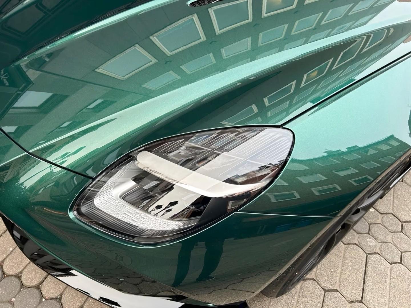 ASTON MARTIN VANTAGE S