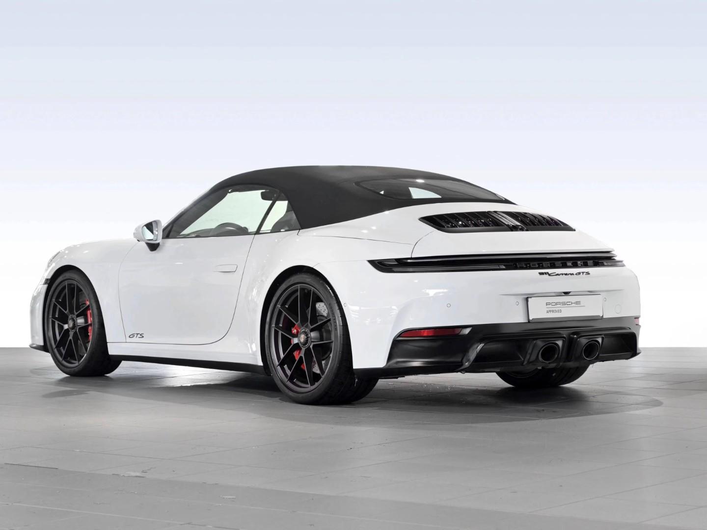 PORSCHE 911 CARRERA GTS