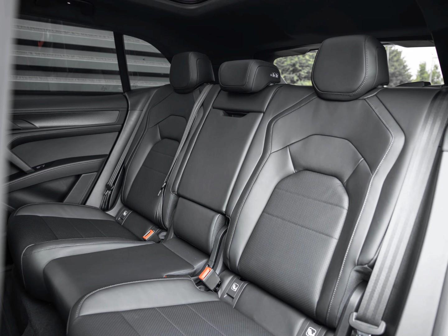 PORSCHE CAYENNE TURBO