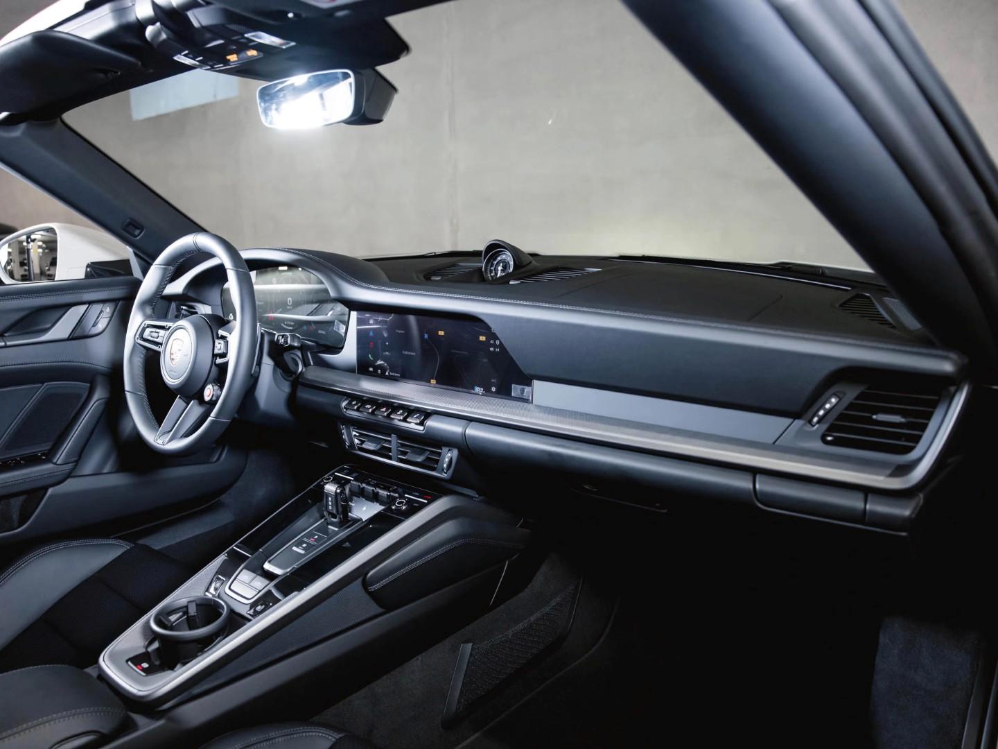 PORSCHE 911 TARGA 4 S