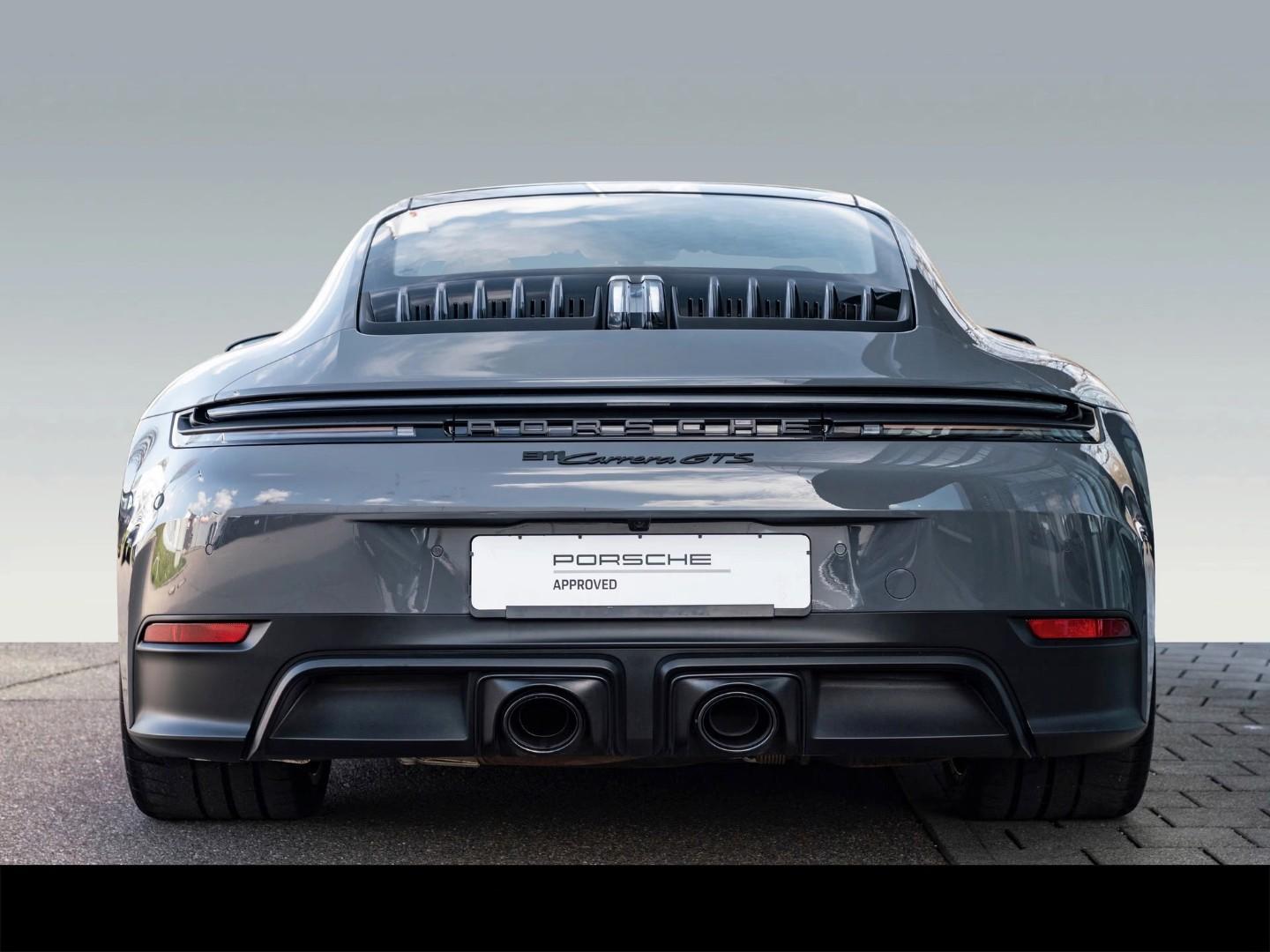 PORSCHE 911 CARRERA GTS