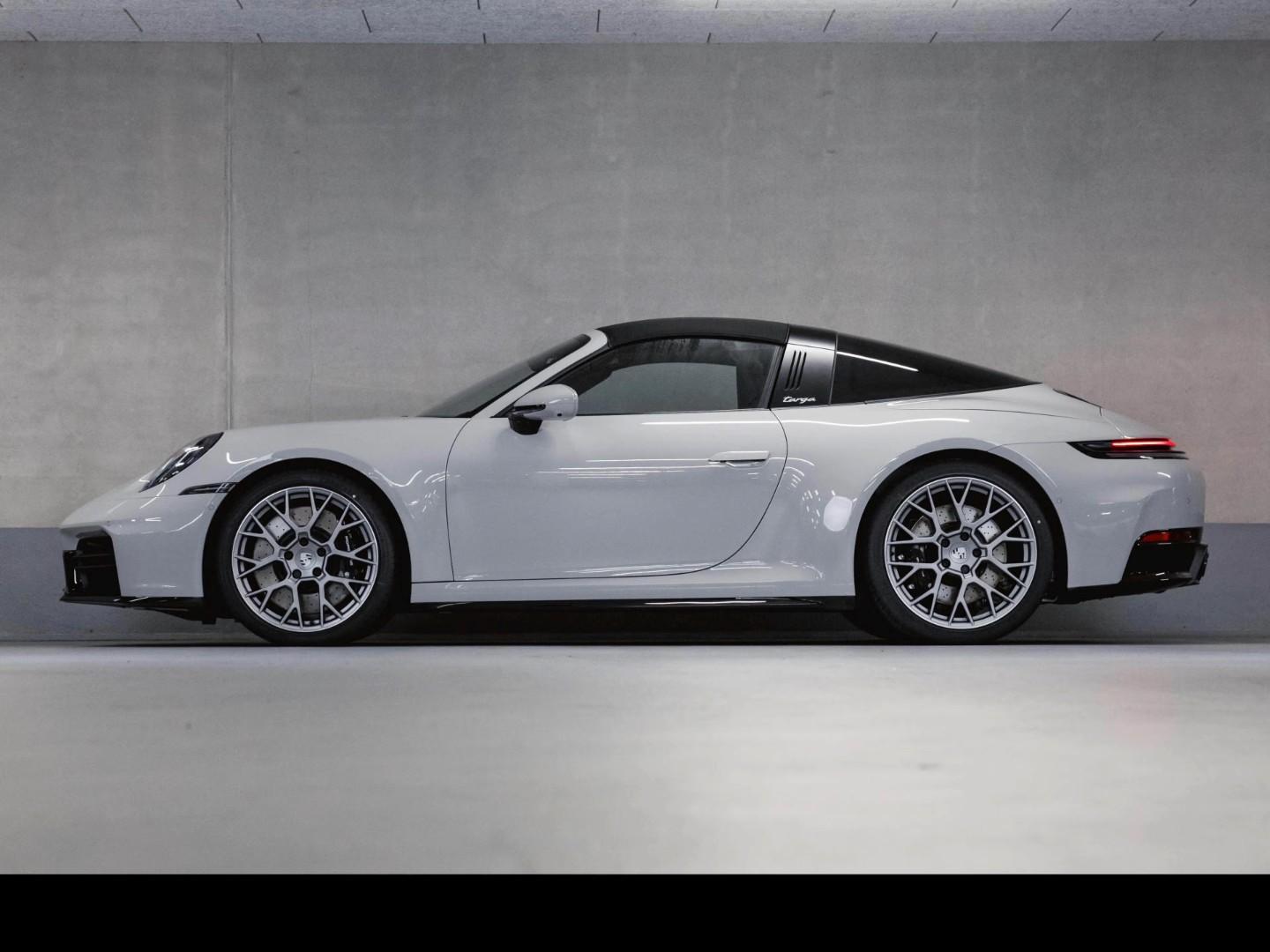 PORSCHE 911 TARGA 4 S