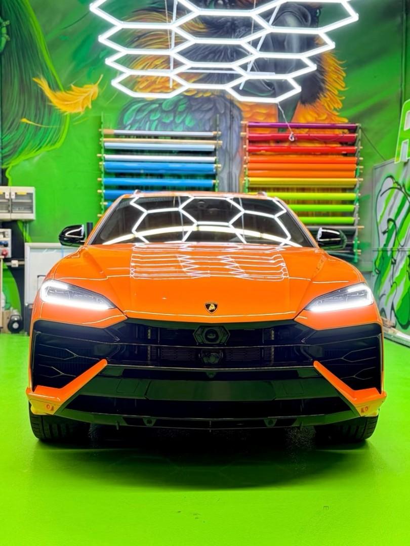 Lamborghini Urus SE 2025 portocaliu metalizat – foto 1