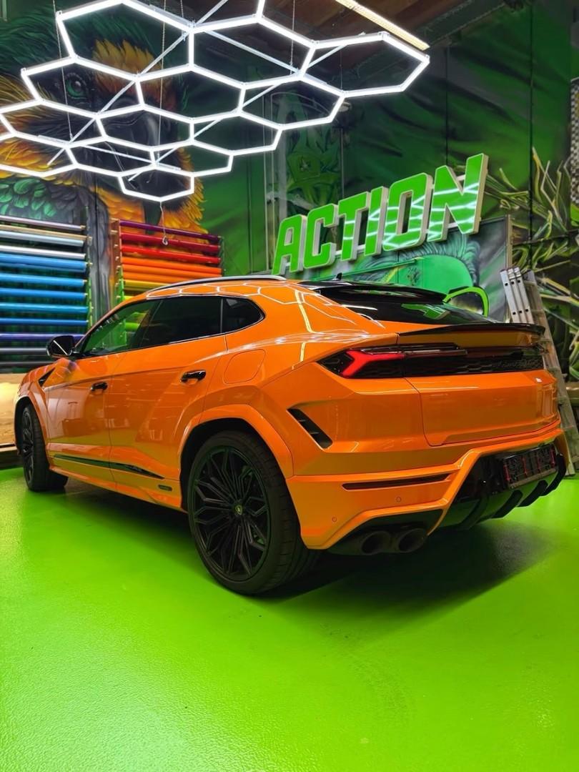 Lamborghini Urus SE 2025 portocaliu metalizat – foto 4
