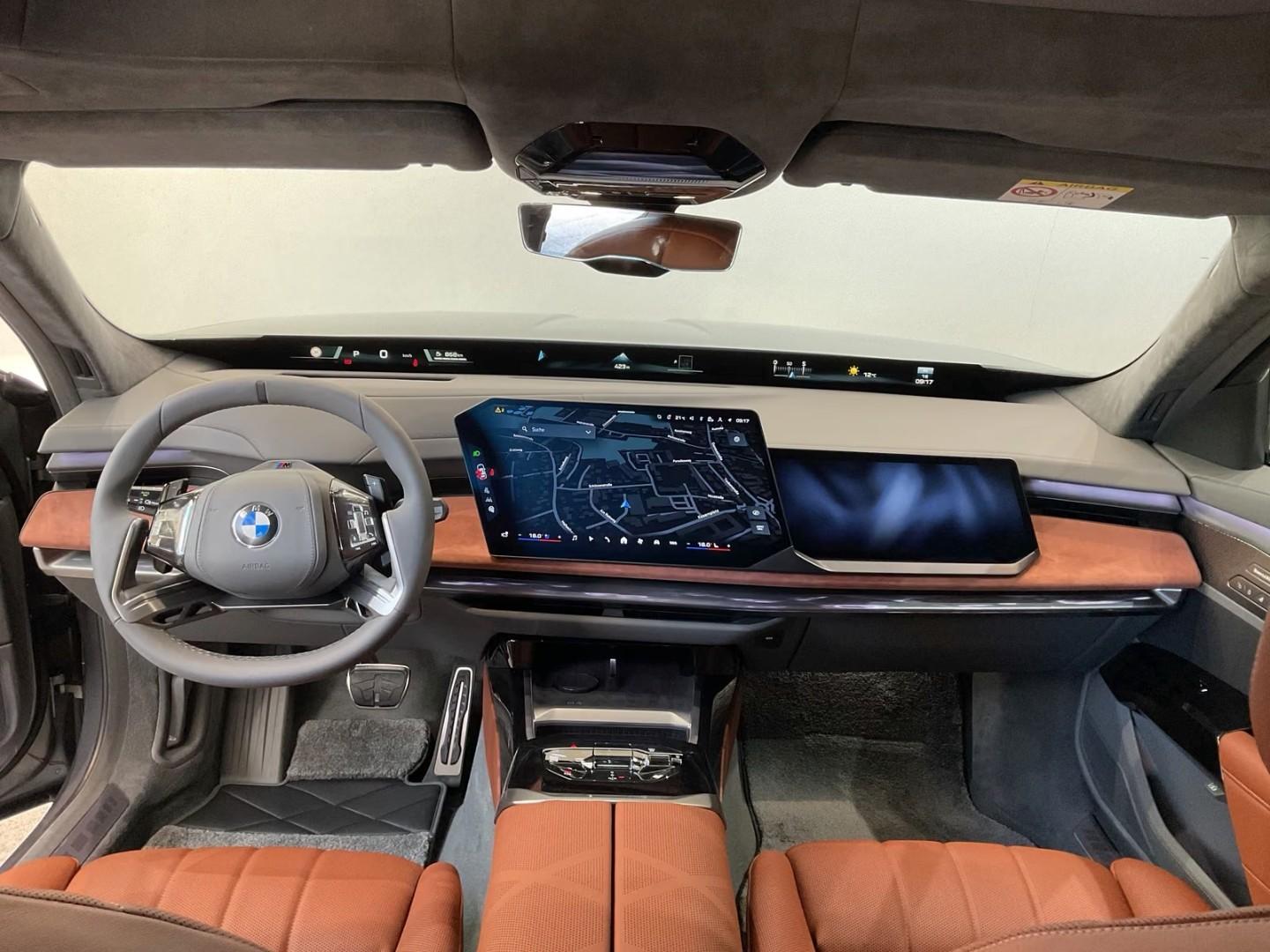 BMW 740 xDrive — fotografia originală 6 UltimateCars